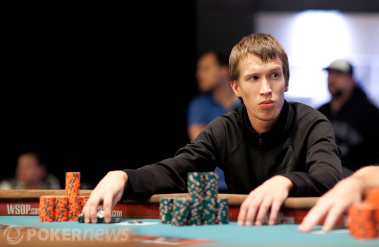 useint wsop 2012 1.jpg