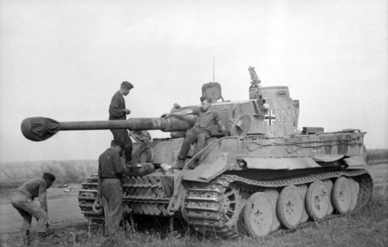 Russland, Panzer VI (Tiger I).jpg