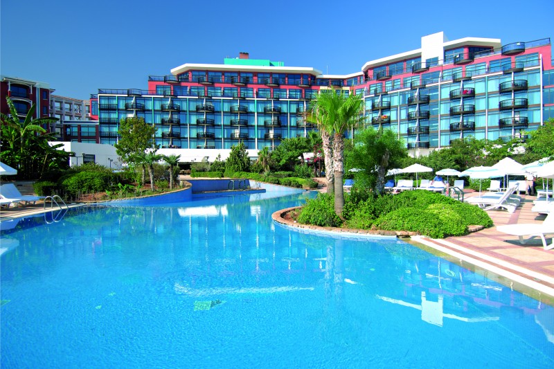 18-Otel-Havuz.jpg
