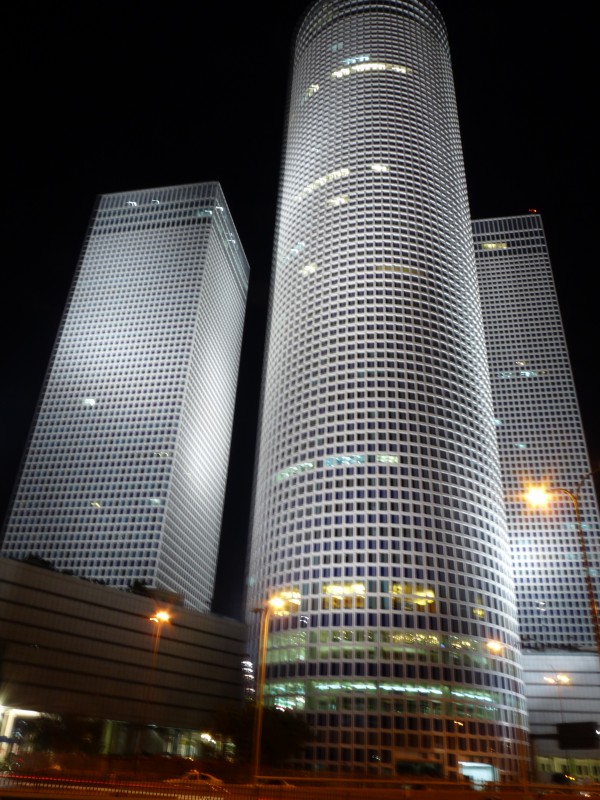 azrieli.JPG